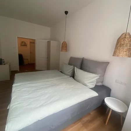 Sun & Moon Apartment